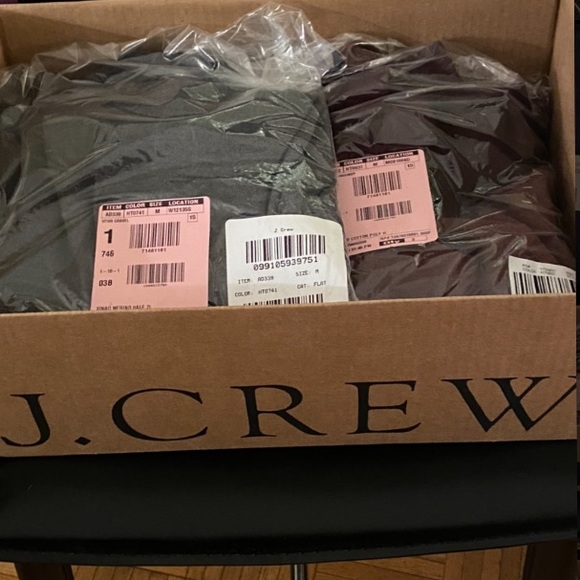 🆕 J Crew Half Zip Gray Sweater - Picture 9 of 9